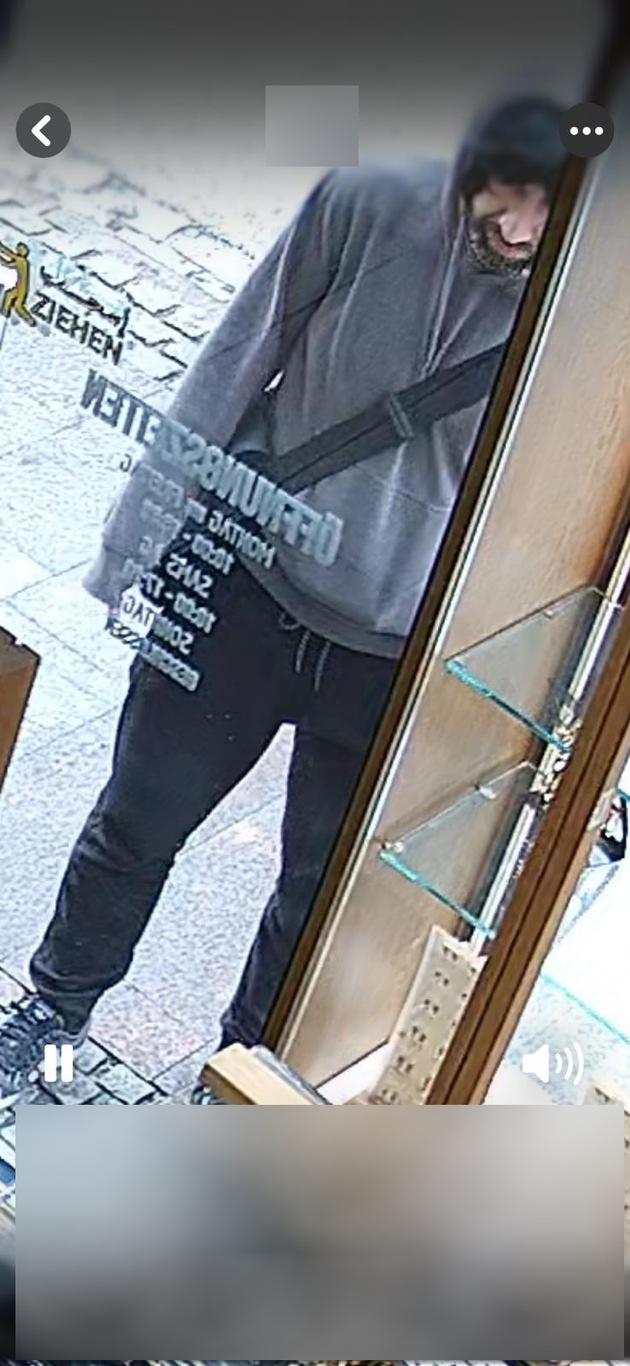 POL-HL: HL-Innenstadt / Folgemeldung: Öffentlichkeitsfahndung nach Verdacht des versuchten schweren Raubes auf Goldgeschäft