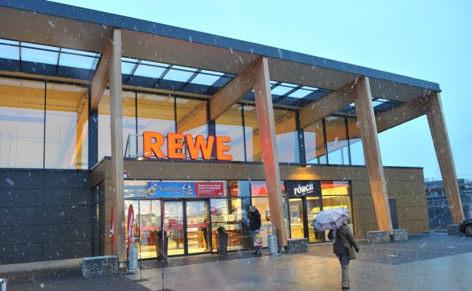 Neueröffnung REWE Green Building: Ökologie und Ökonomie im Einklang (BILD)