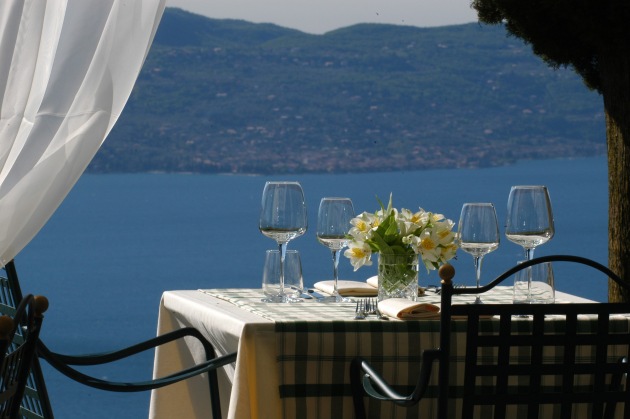 Boutique Hotel Villa Sostaga - im Stile italienischer Fürsten den
Frühling am Gardasee begrüßen