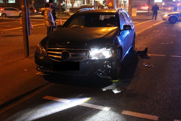 POL-PPRP: Verkehrsunfall mit leicht verletzter Person und 50.000 Euro Sachschaden