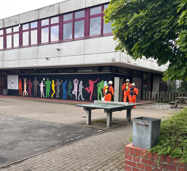 FW-ROW: Gefahrstoffeinsatz an Berufsbildender Schule in Zeven