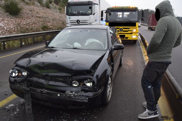 POL-PDKL: A6/Kaiserslautern, Zwei Verletzte nach Auffahrunfall