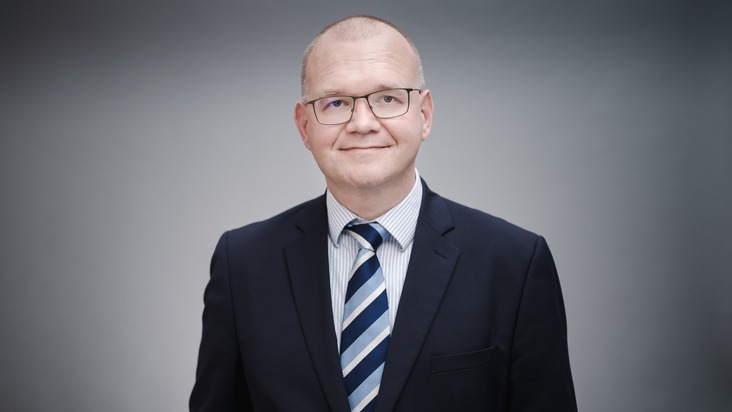 Erste Spitzenprofessur an einer HAW: HM beruft Prof. Dr. Marcel Hülsbeck, Experte für Entrepreneurship und Transfer