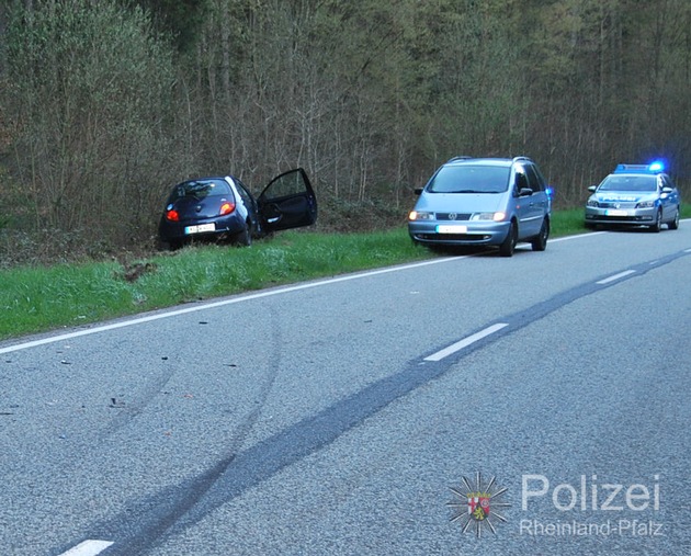 POL-PPWP: Stelzenberg: Auf Gegenspur geraten und mit Pkw kollidiert