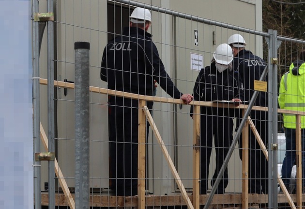 HZA-SW: Bundesweite Schwerpunktprüfung des Zolls im Baugewerbe - 14 illegal beschäftigte Arbeitnehmer und 35 weitere Verstöße durch das Hauptzollamt Schweinfurt festgestellt
