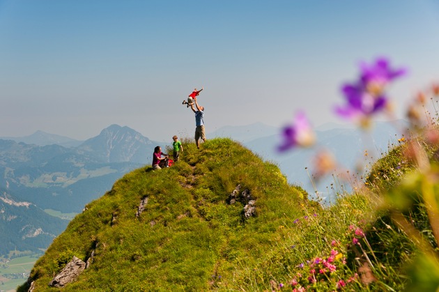 Österreichs Wanderdörfer: Neuer Katalog präsentiert elementare Naturerlebnisse aus Österreich - BILD