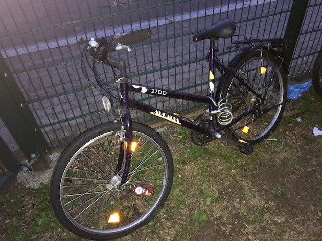 POL-PPWP: Fahrradreifen platt gestochen - Polizei sucht Eigentümer