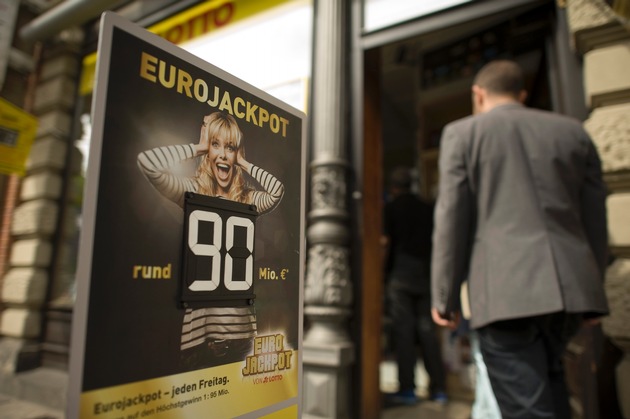 Eurojackpot steigt am Freitag auf 90 Millionen Euro / LOTTO Hessen stellt aktuelles Bildmaterial bereit