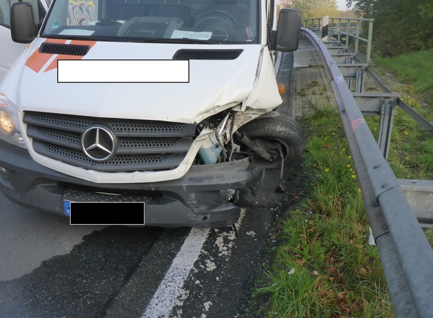 POL-BI: Bielefelder auf der A2 bei Unfall schwer verletzt