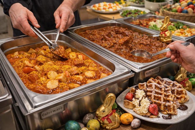 Ein Osterfest für die Ärmsten der Stadt: Dieter Padar lädt mit Schirmherr Ulli Zelle und Reality-Star Erik Sindermann 120 obdachlose Menschen ins Zentrum am Zoo ein