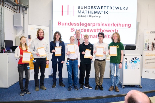 Bundeswettbewerb Mathematik: Zwei Berliner Schüler als Bundessieger ausgezeichnet