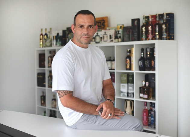 ROCK FM startet erstmals Zusammenarbeit mit Spirituosendistributeur Sierra Madre mit der Sendung &bdquo;Plattenrausch live&ldquo;