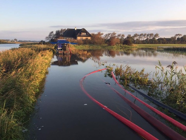 THW-HH MV SH: Sturmtief &quot;Sebastian&quot; forderte Pumpen des THW auf Pellworm