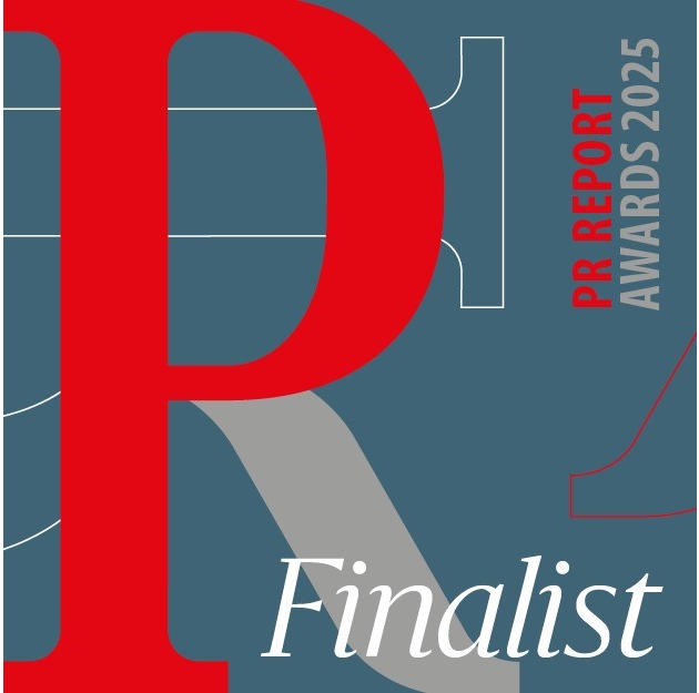 XXXLutz gewinnt mit seiner KI-Influencerin Lucy Homefield den renommierten PR Report Award