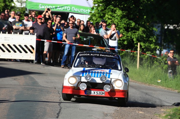 Fabian Kreim/Tobias Braun streben in der Deutschen Rallye-Meisterschaft zweiten Sieg an, SKODA AUTO Deutschland verspricht tolle Show in Sachsen (FOTO)