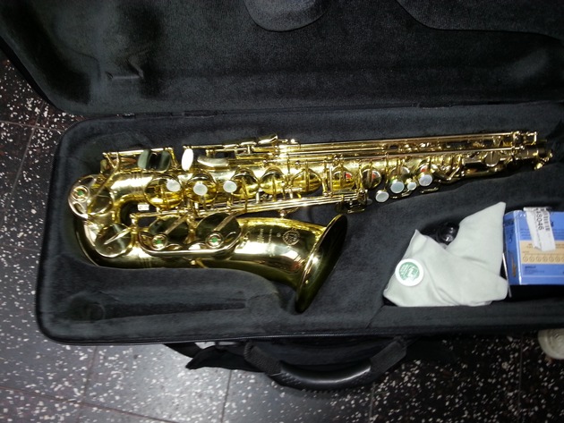 BPOLI S: Saxophon in der S-Bahn vergessen
