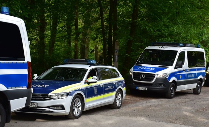 HZA-KR: 180 Einsatzkr&auml;fte im Einsatz - drei verletzte Personen, zahlreiche illegale Arbeitnehmer Zoll geht in M&ouml;nchengladbach gegen illegale Besch&auml;ftigung vor
