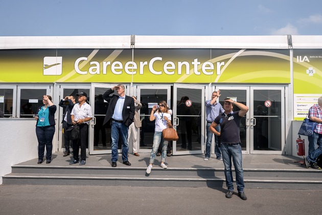 Deutschlands größte Aerospace-Jobbörse am Start / Das ILA CareerCenter informiert an den Publikumstagen über 
Berufschancen in allen Feldern der Luft- und Raumfahrt