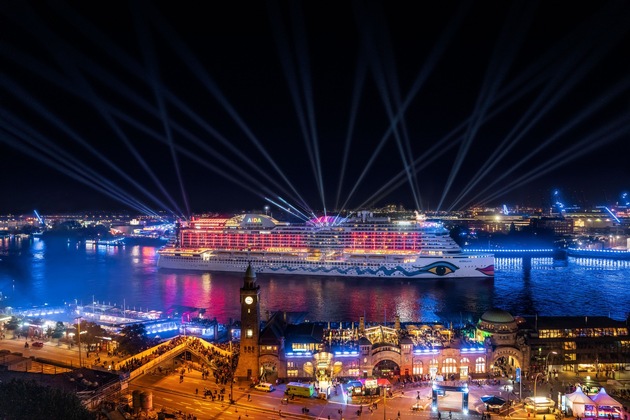 AIDA Pressemeldung: Hamburg Cruise Days: AIDA inszeniert die Kreuzfahrt an Land