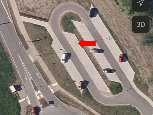 POL-PDTR: Unfallflucht Mitfahrerparkplatz am Kreisel zur B 41