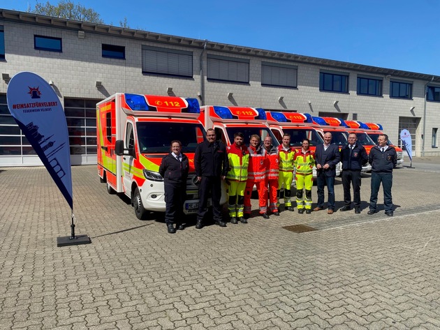 FW-Velbert: Sechs neue Rettungswagen für die Feuerwehr Velbert