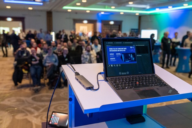 POL-AK NI: IT-Recruiting-Day "Zukunfts.CODE" der Polizei Niedersachsen voller Erfolg