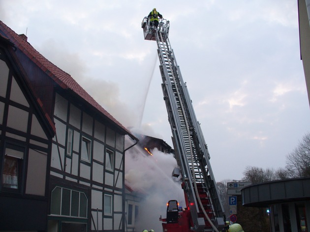 POL-NOM: Erstmeldung: Brand in der Northeim Innenstadt