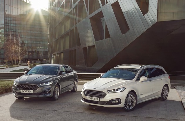 Ford-Werke GmbH: Ford Mondeo: Umfangreich aufgewertet mit neuem Hybrid-Kombimodell, modernen Motoren und 8-Gang-Automatik (FOTO)