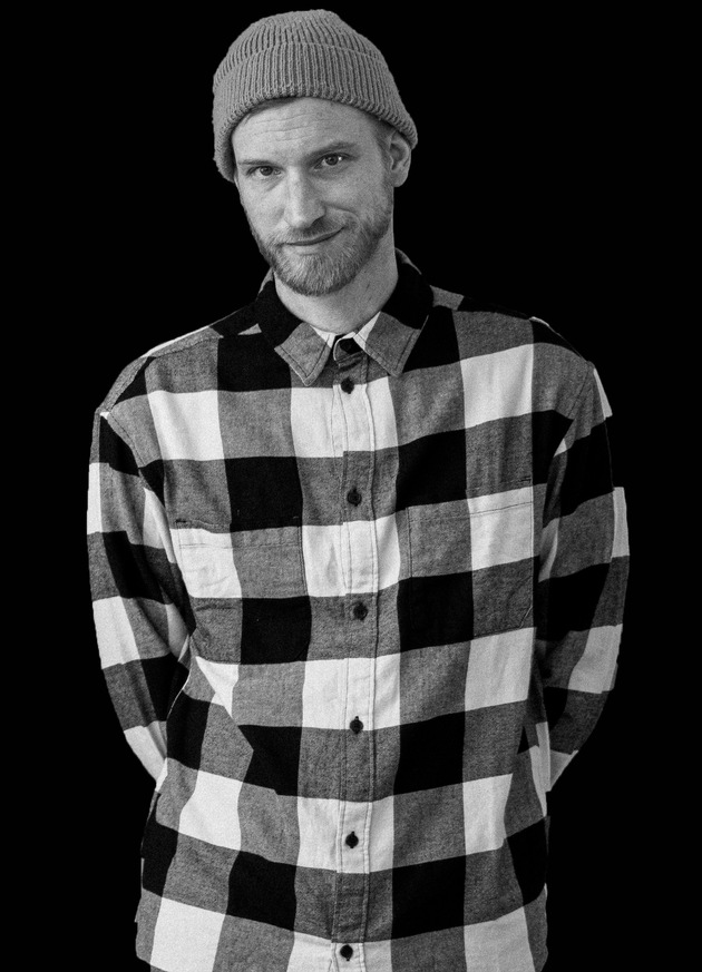 Pressemitteilung: Dominik Simon ist zurück bei den VOGELSÄNGER STUDIOS
