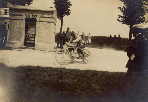 Der Sieg von Václav Vondrich im Jahr 1905: ein Meilenstein in der Škoda Motorsportgeschichte