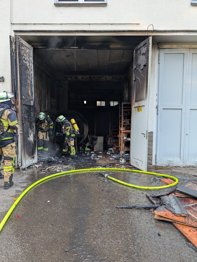 FW-E: Internationaler Tag der Feuerwehrleute - Feuerwehr Essen im Einsatz