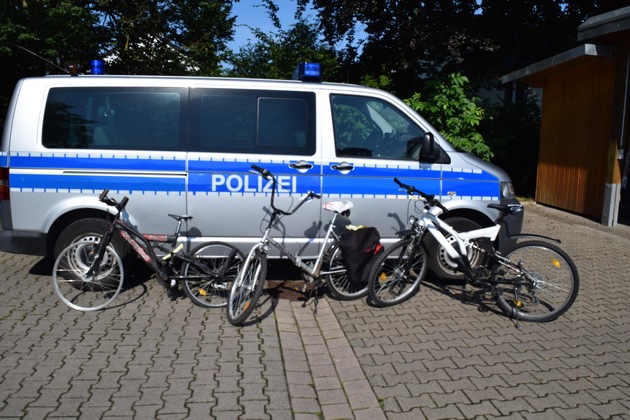 POL-HM: Ermittlungserfolg bei der Verfolgung von Fahrraddiebstählen / 
Geschädigte gesucht