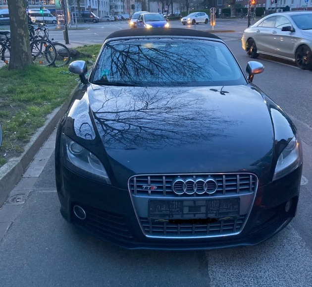 POL-D: Flingern-Süd - Audi TT kontrolliert - Fahrer musste zu Fuß nach Hause gehen