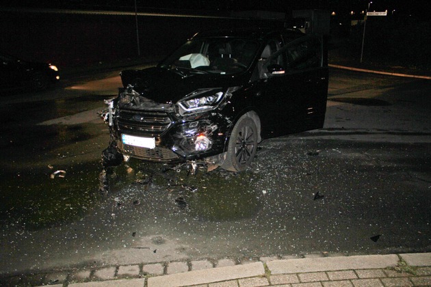 POL-ME: Verkehrsunfall mit hohem Sachschaden - Ratingen - 2002013
