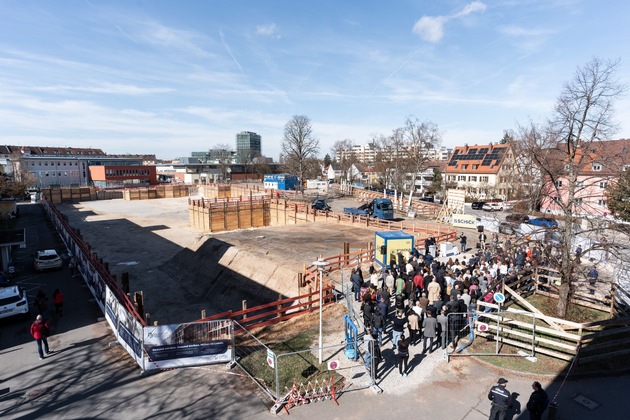 Pressemitteilung: Klinikum N&uuml;rnberg feiert Grundsteinlegung f&uuml;r das Zentrum f&uuml;r seelische Gesundheit