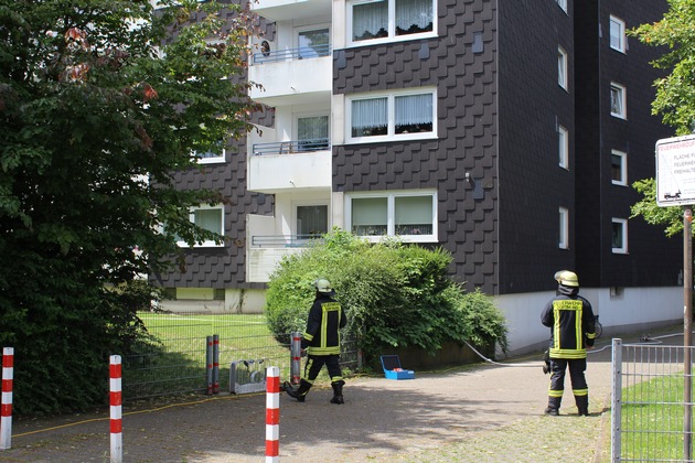 FW-DO: Wohnungsbrand in Hörde fordert zwei Verletzte