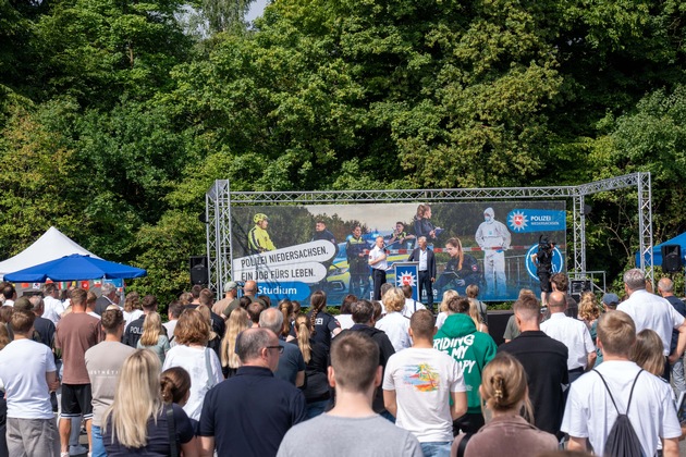 POL-AK NI: Polizeiakademie Niedersachsen: Welcome Day 2025 - Vielfalt, Verantwortung und Zukunftsfähigkeit im Fokus