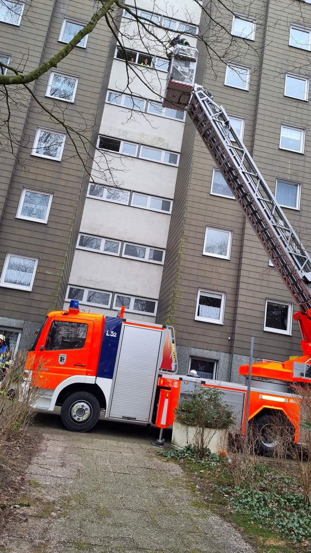 FW Datteln: Wohnungsbrand im Hochhaus stellt sich als verbranntes Essen heraus