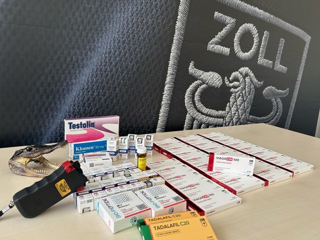 ZOLL-F: Embargoverstoß aufgedeckt - Zollfahndung stoppt Ausfuhr von Luxus-Fahrzeugen nach Russland