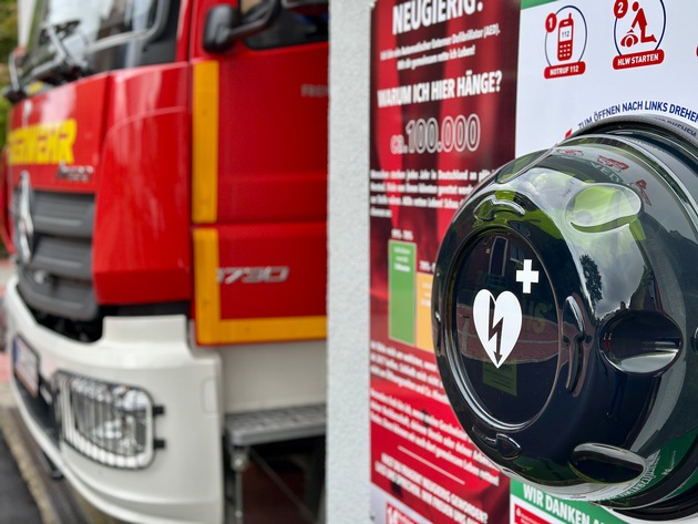 FW Hünxe: Öffentlich zugängliche Defibrillatoren gegen den plötzlichen Herztod