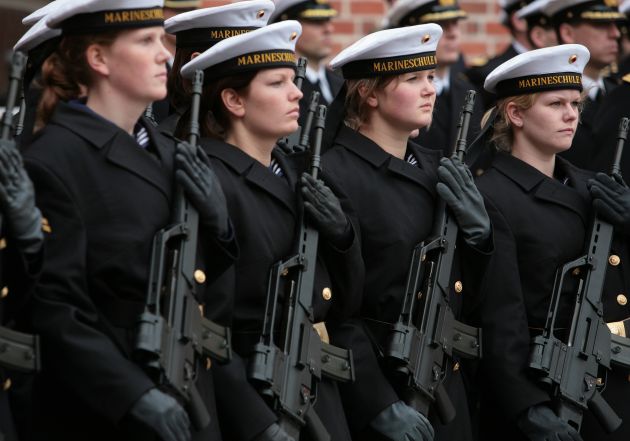 Marine - Pressemitteilung: Kommandeurswechsel an der Marineschule Mürwik - Ein Abschied und Neubeginn