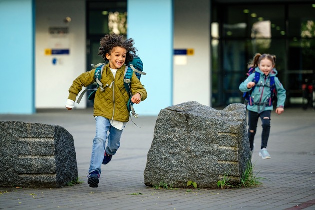 Schulstart in Hessen / Viele Erstklässler starten ins neue Schuljahr