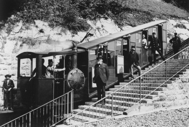 Triebwagen der Pilatus-Zahnradbahn aus den 1930er-Jahren siedelt ins Verkehrshaus um