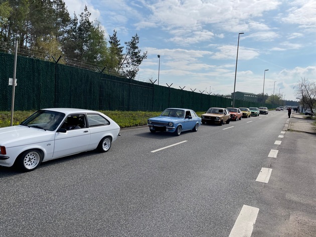 POL-PDKL: Gelungenes Opel Kadett &quot;C&quot; Treffen