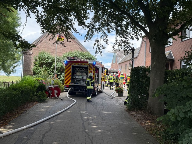 Feuerwehr Kalkar: Gebäudebrand