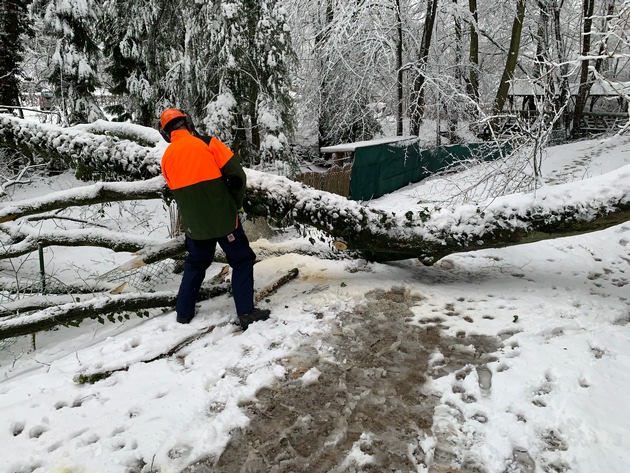 FW-Stolberg: Schneefall verursacht zahlreiche Einsätze