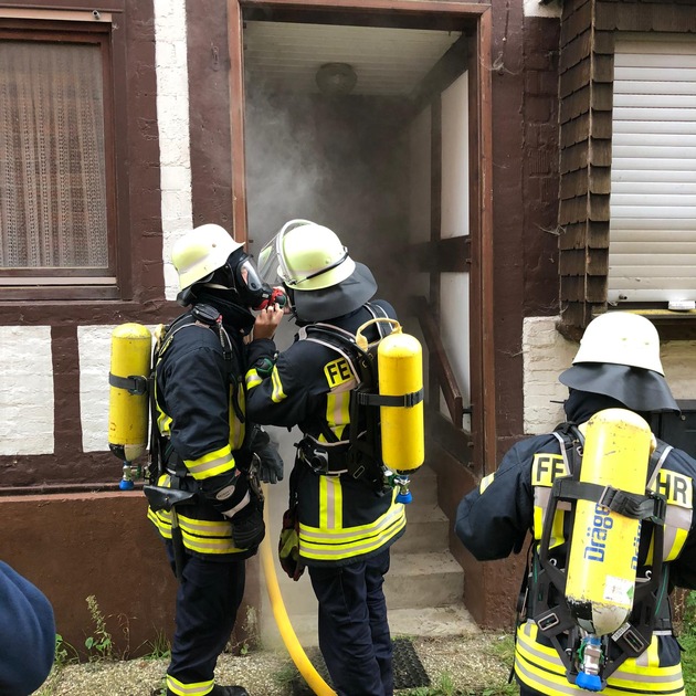 FW Lügde: 17 Feuerwehrleute bestehen Atemschutzlehrgang