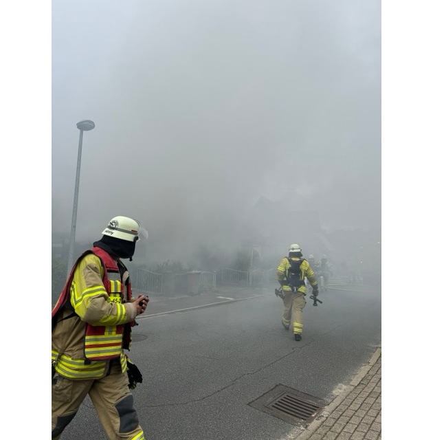 POL-STD: Stade: Werkstattanbau geriet in Brand