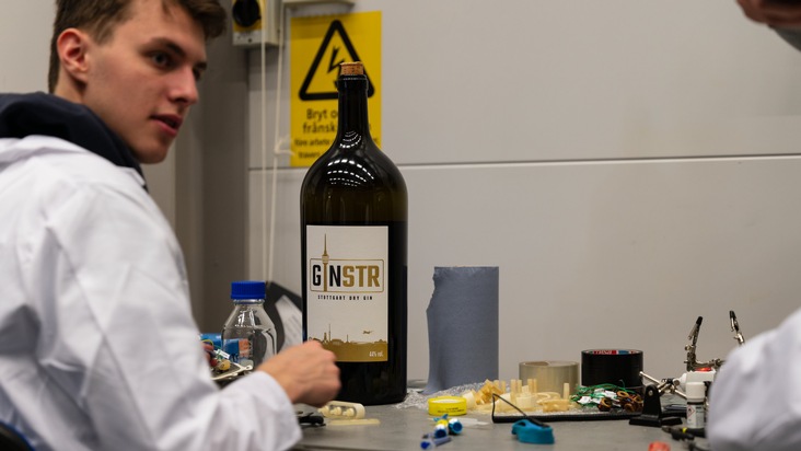 Deutscher Gin auf Weltraummission: GINSTR aus Stuttgart wurde erneut für Experimente ins Weltall geschossen