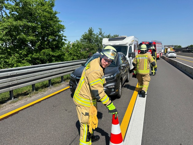 FW Weinheim: Probefahrt endet mit Auffahrunfall - Wohnmobil fährt auf Suzuki